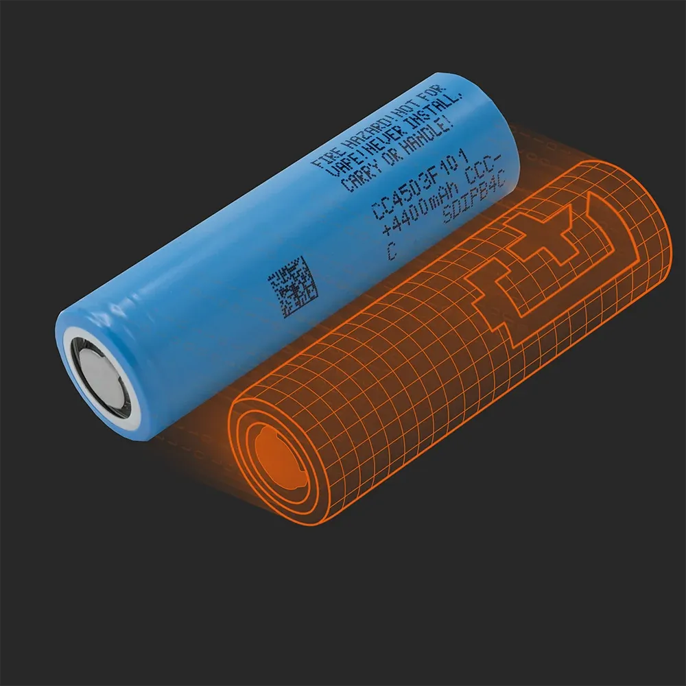 Samsung SDI INR21700-45T: the physical cell next to its Batemo model